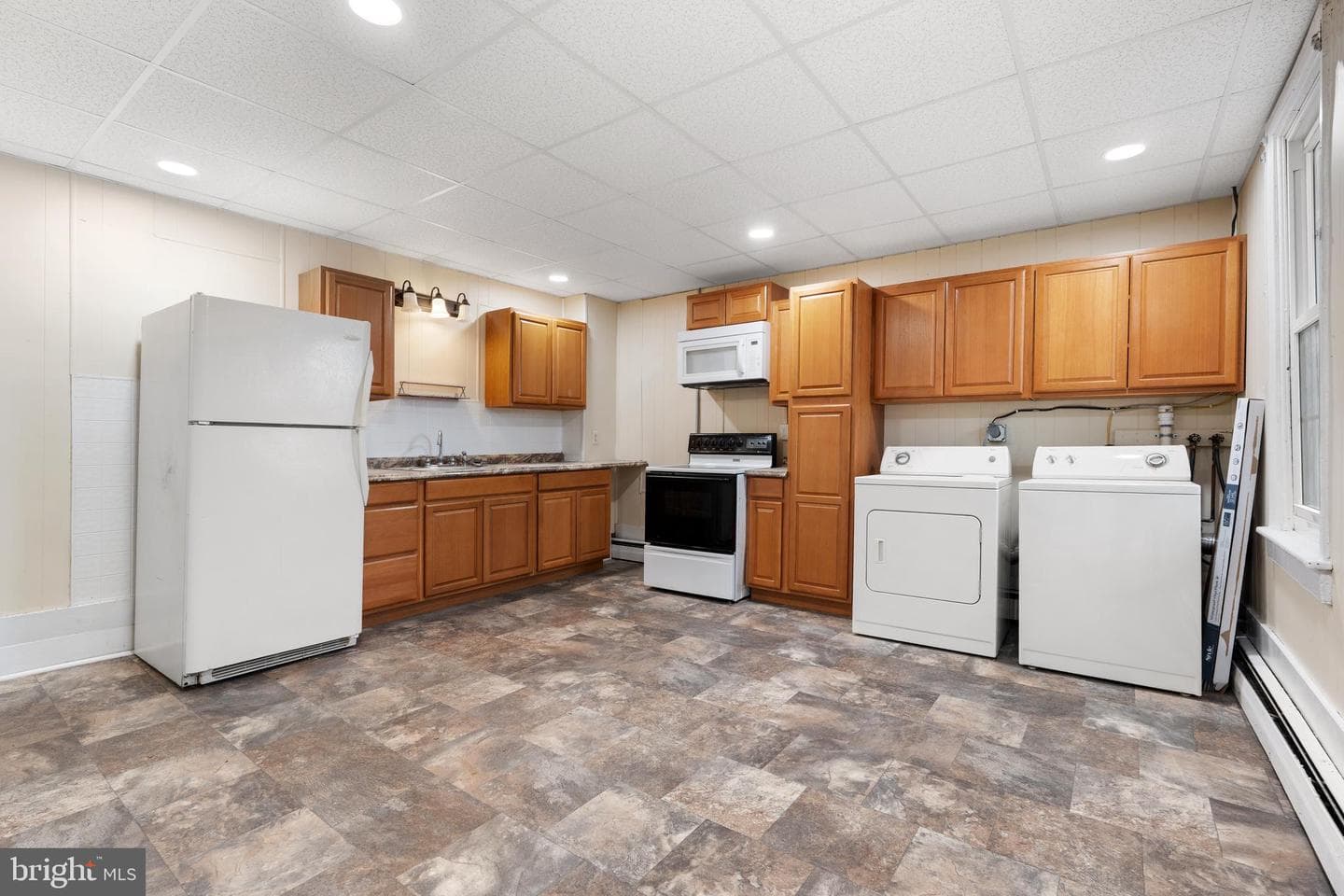 3876 Lincoln Street photo 7