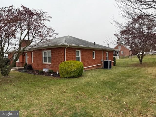 300 N Franklin Street photo 4