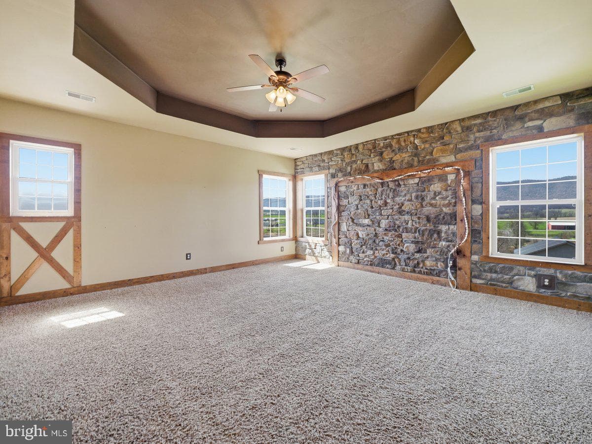 9763 Blue Spring Road photo 32
