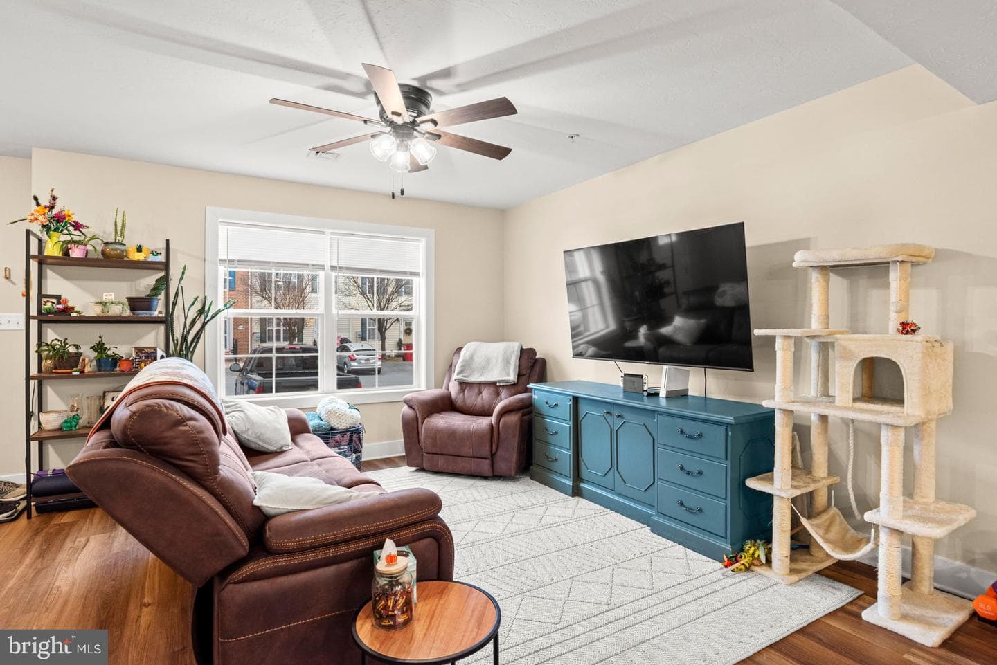 8796 Hillside Way photo 6