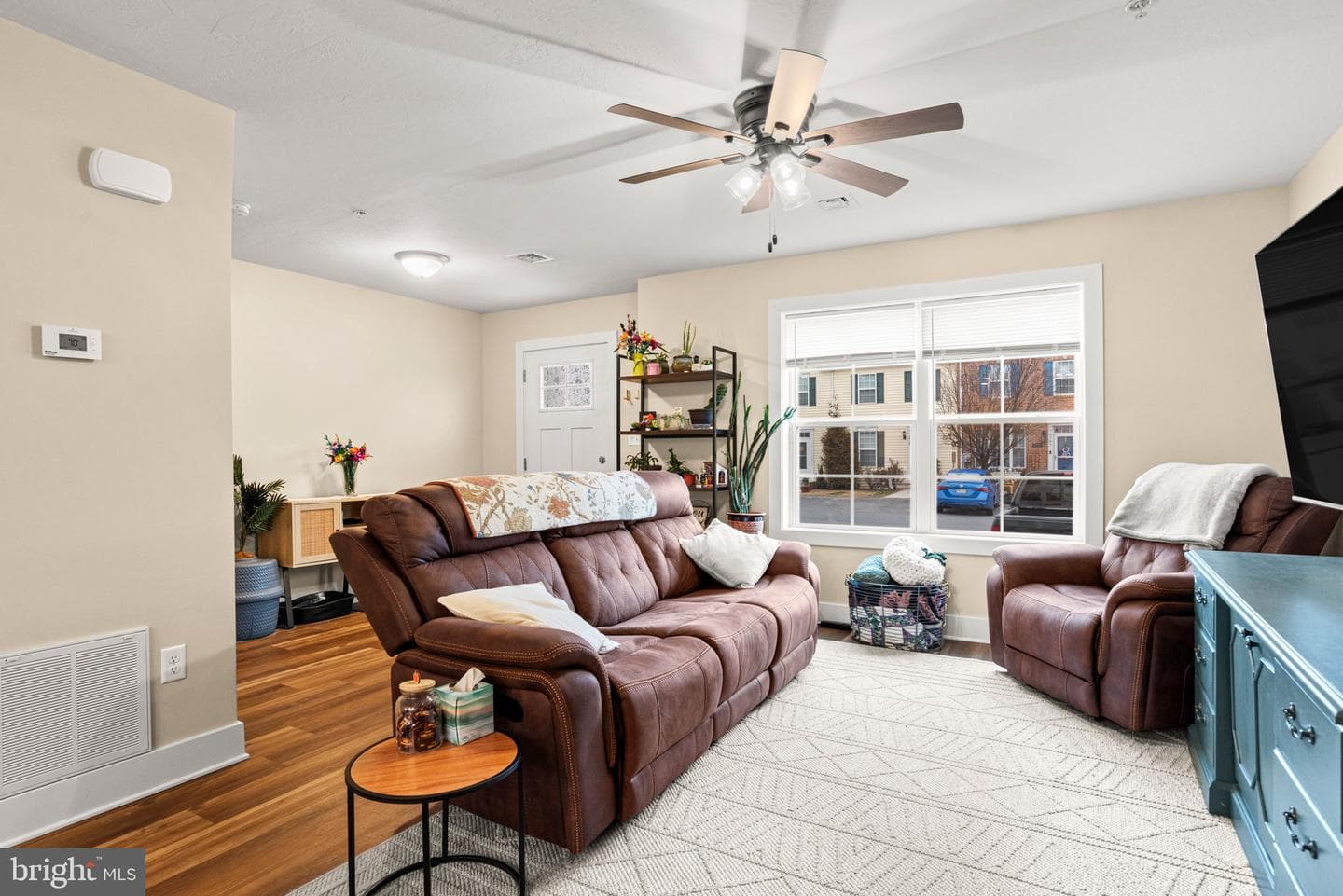 8796 Hillside Way photo 7