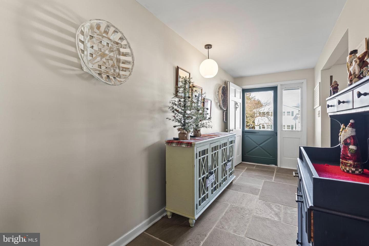 146 Harvest Lane photo 6