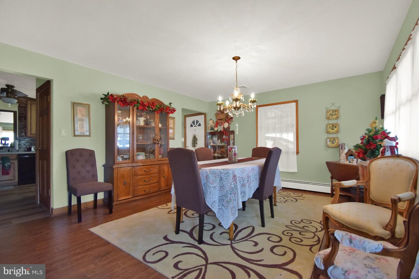 1138 Brandon Drive photo 4