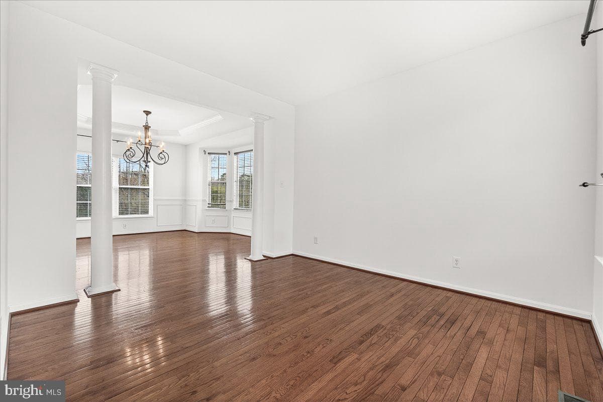 603 N Shannon photo 19