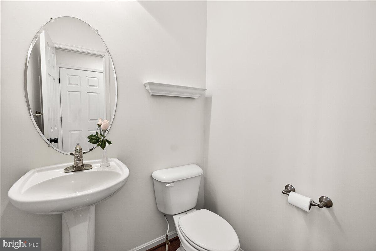 603 N Shannon photo 23