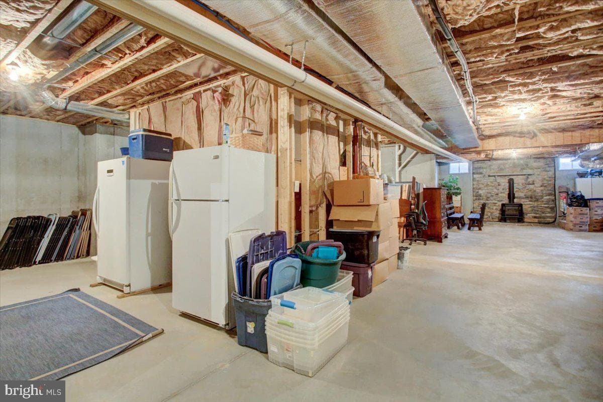847 W King Street photo 65