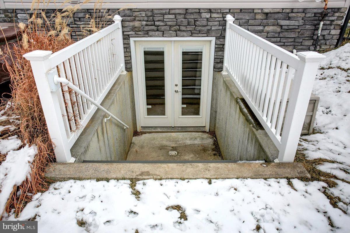 847 W King Street photo 73