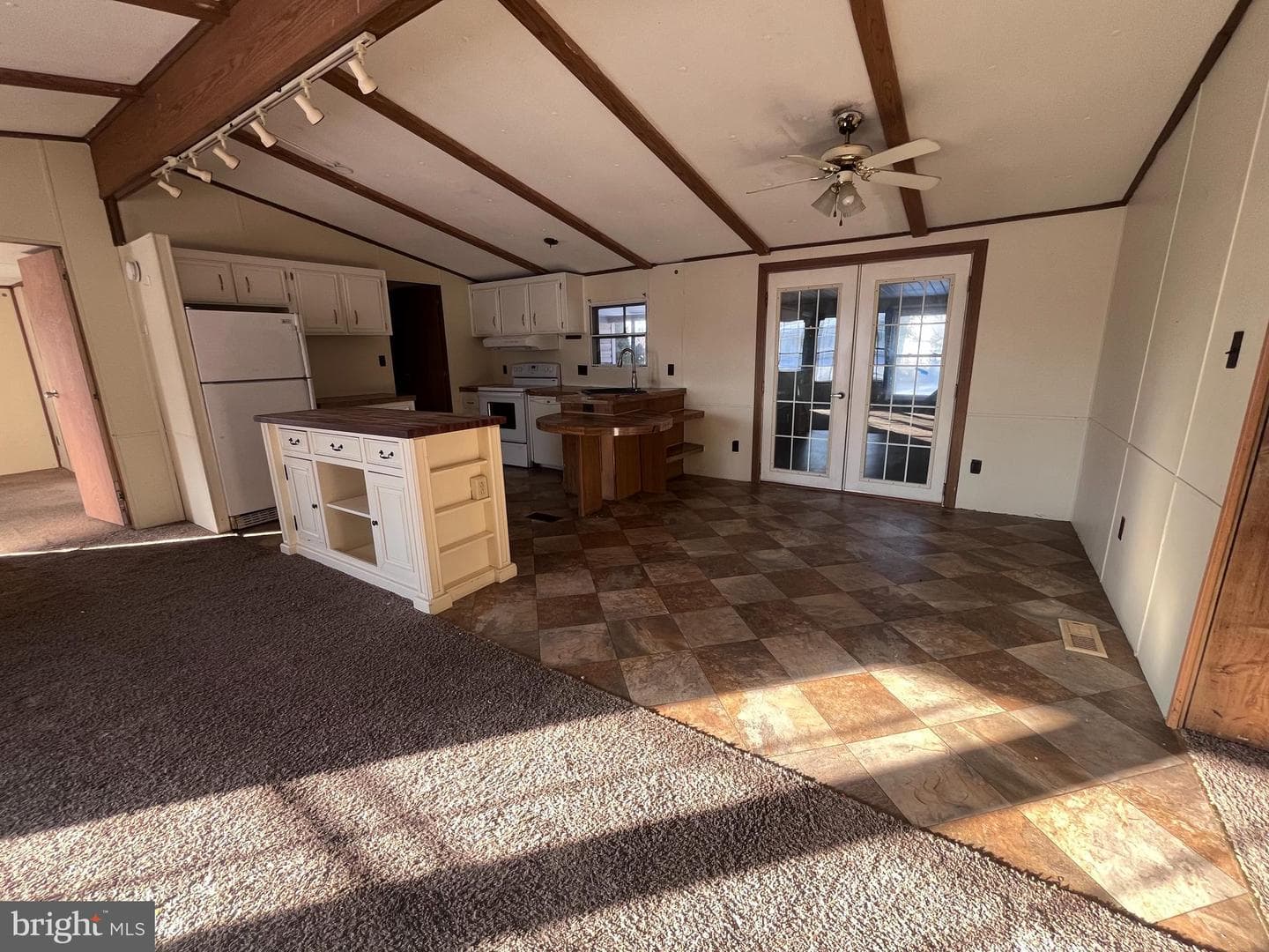 1003 Kessler Drive photo 3