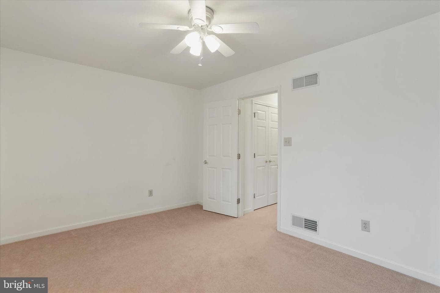 7010 Fairway Oaks photo 35