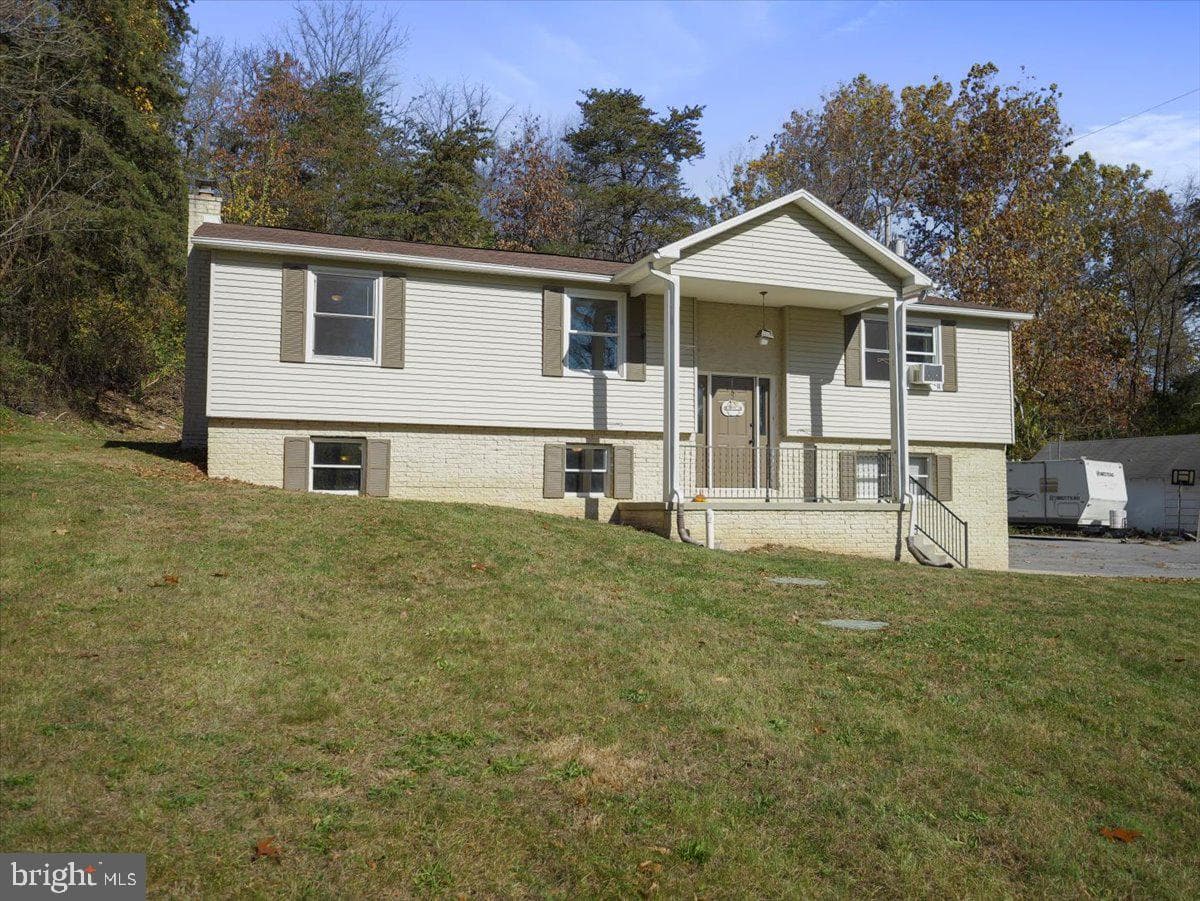 2731 Jack Road photo 3