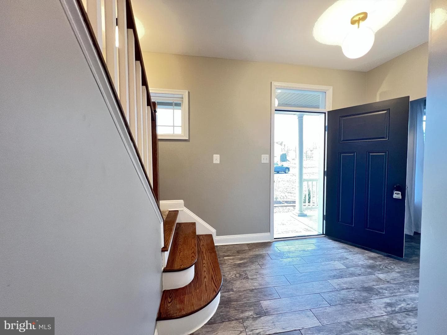 1697 Raven Drive photo 3