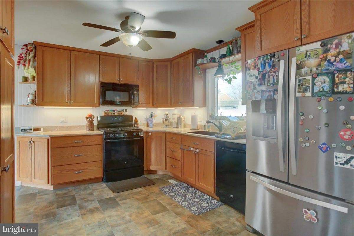128 Hillside Drive photo 12