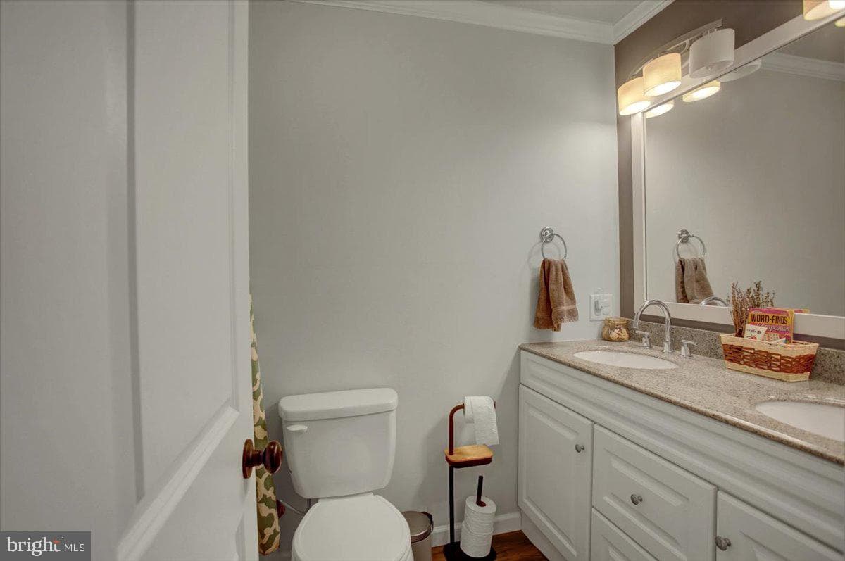 128 Hillside Drive photo 20