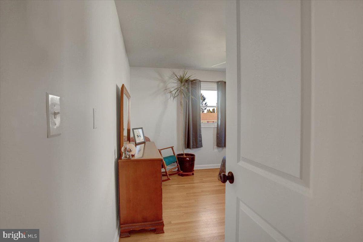 128 Hillside Drive photo 25