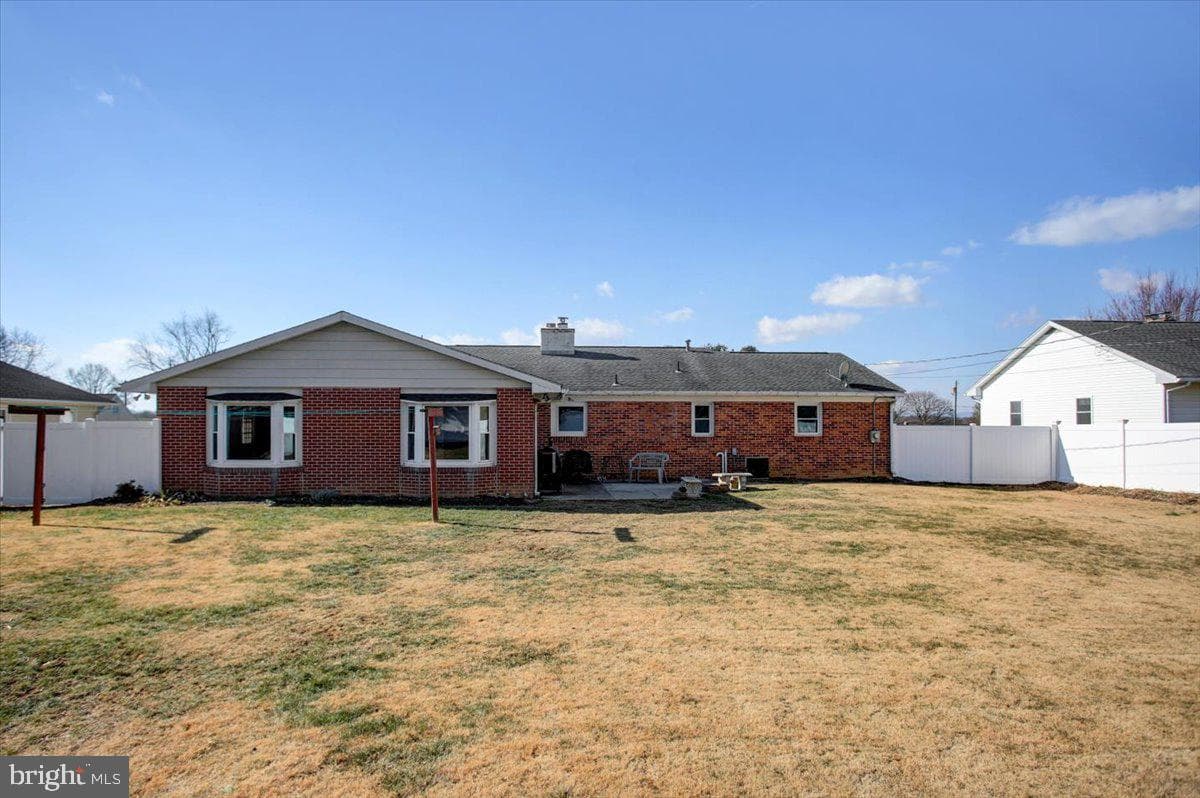 128 Hillside Drive photo 39