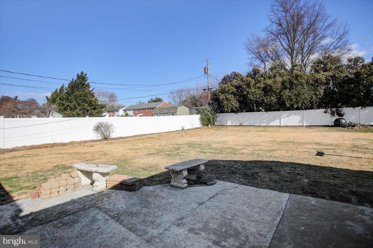 128 Hillside Drive photo 41