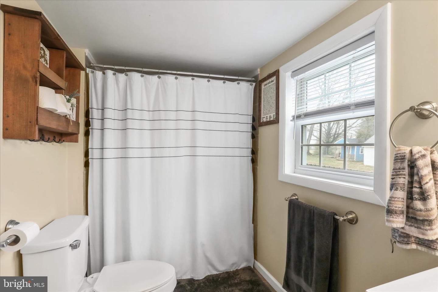 5529 Greenvillage Road photo 20