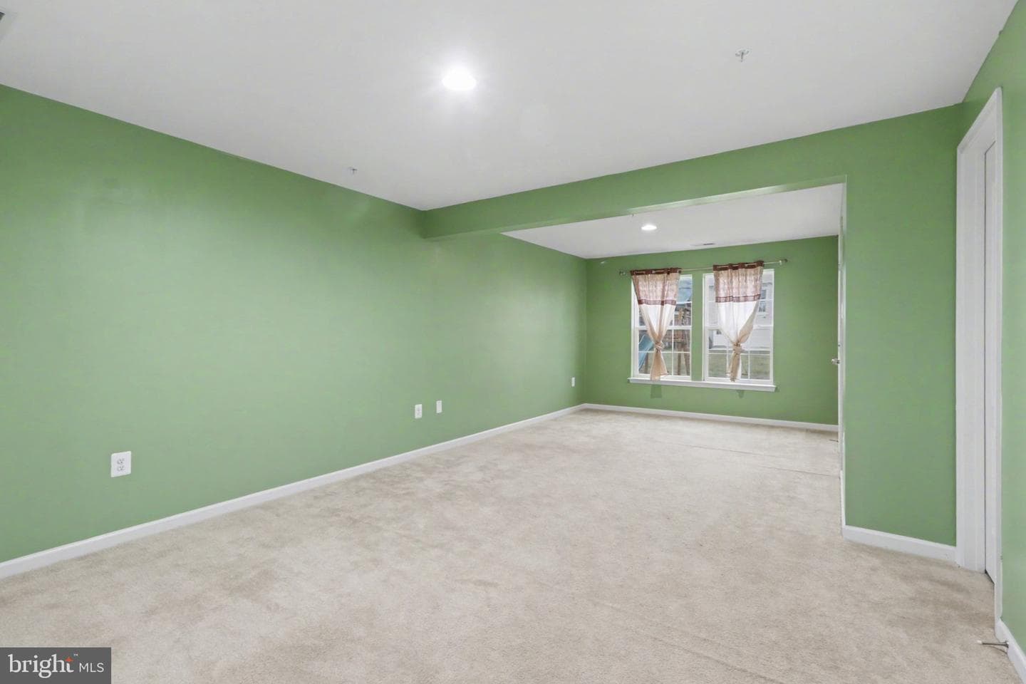 3566 Maplewood Court photo 24