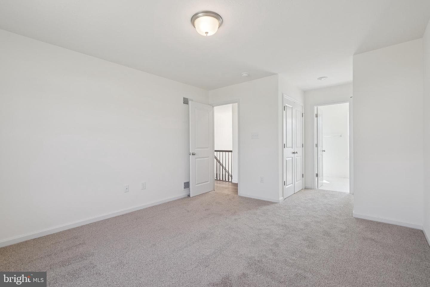 1668 Falcon Lane #243 photo 11