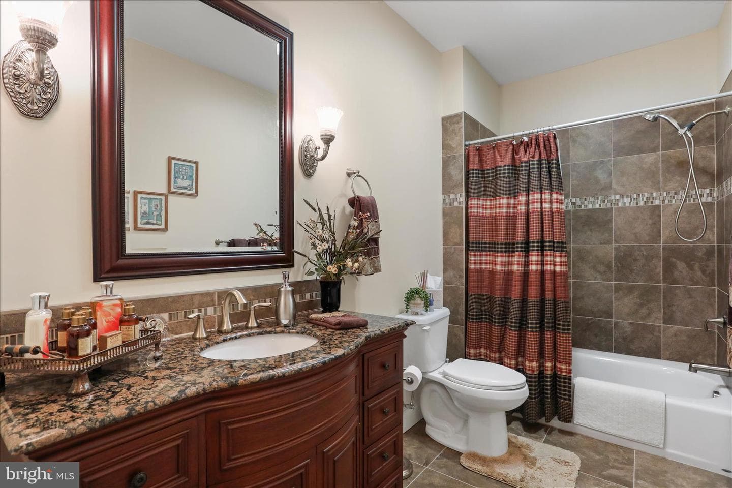 1464 Highfield Court photo 47