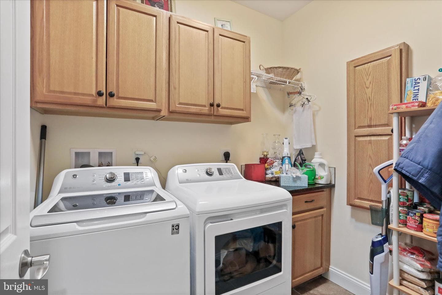 1464 Highfield Court photo 48