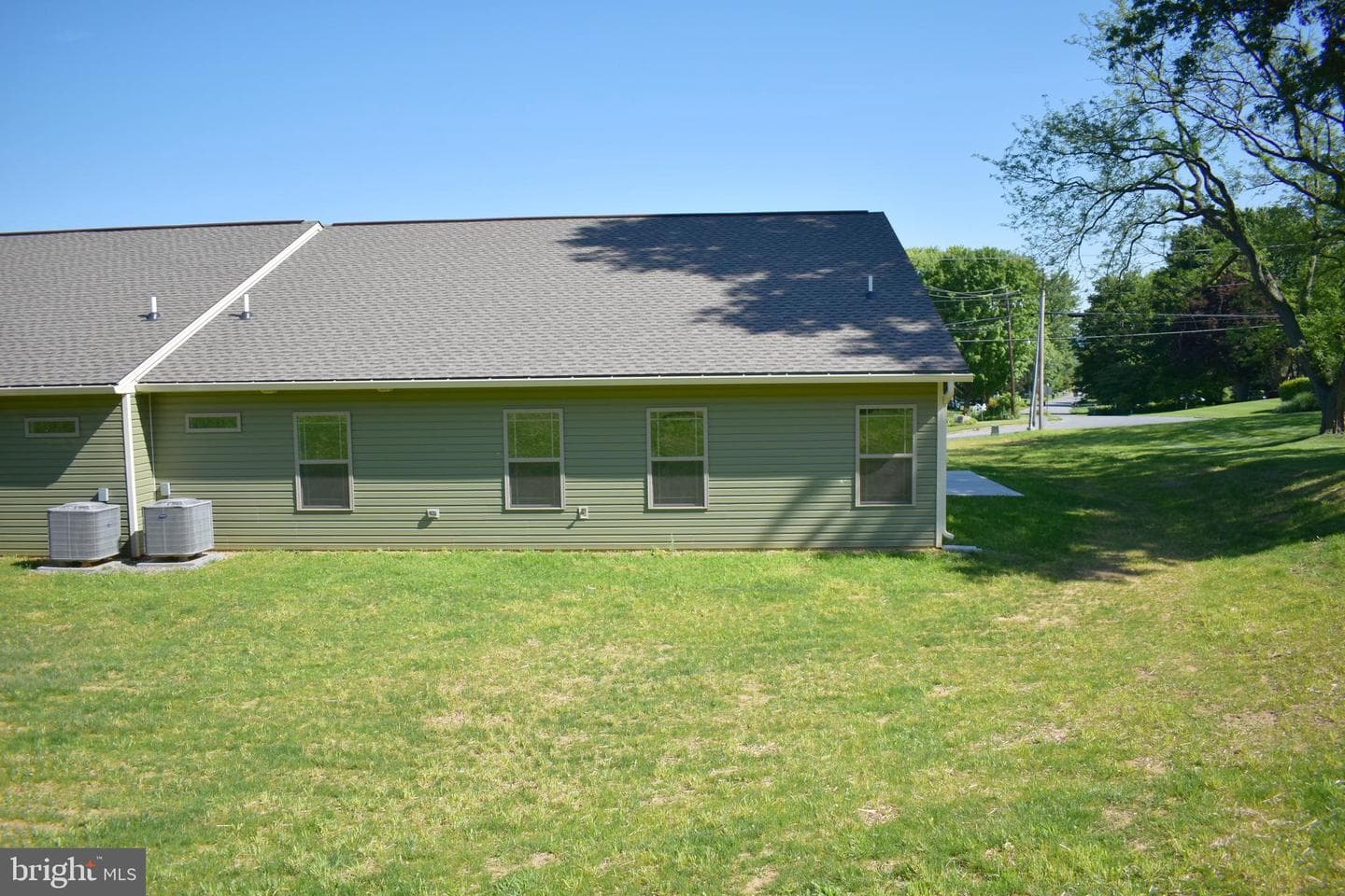 6342 Penn National Drive photo 27