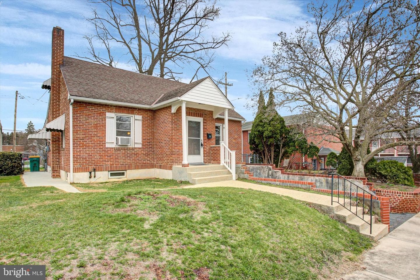 209 Homewood Avenue photo 2
