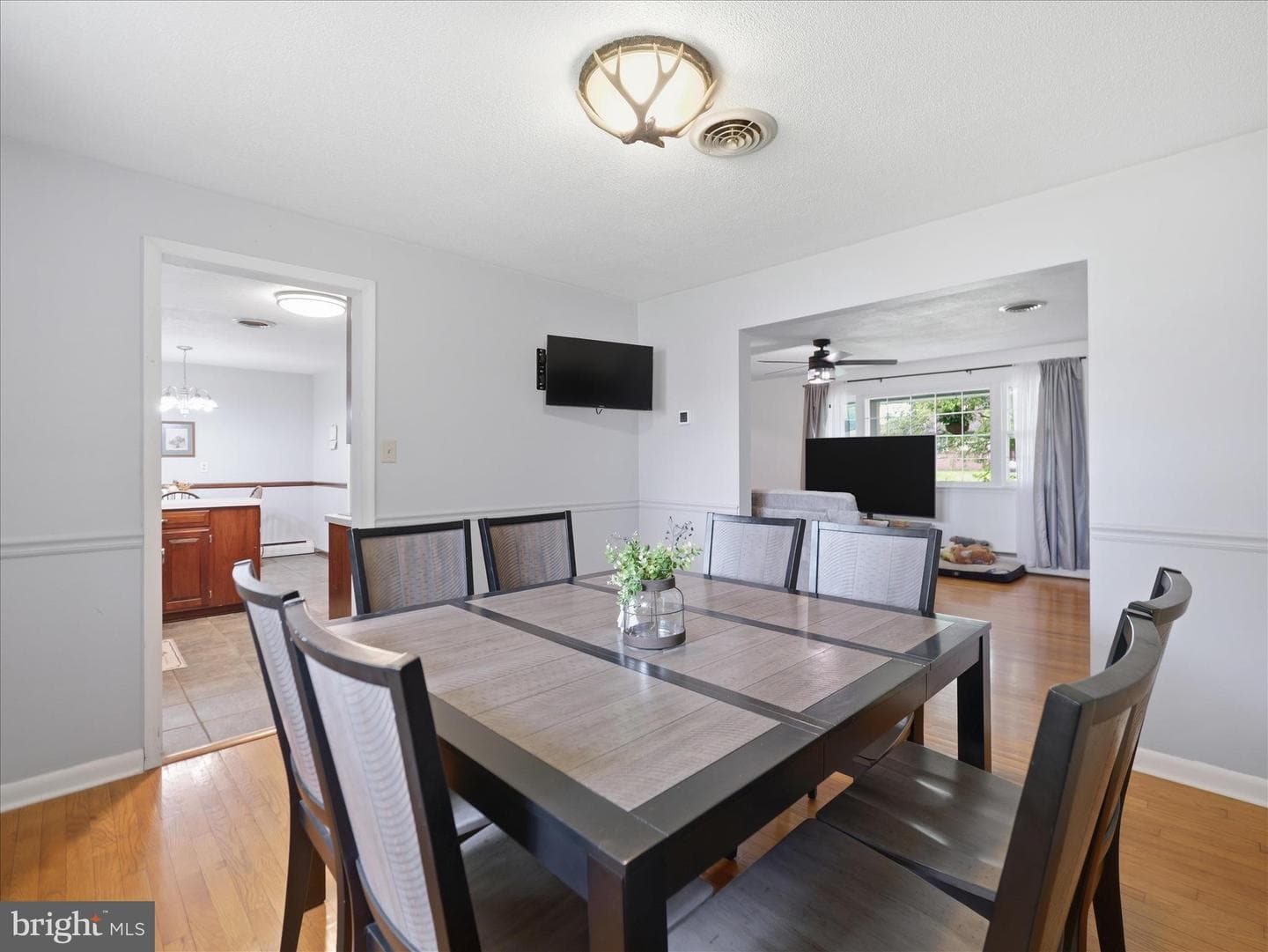 173 Colonial Drive photo 11
