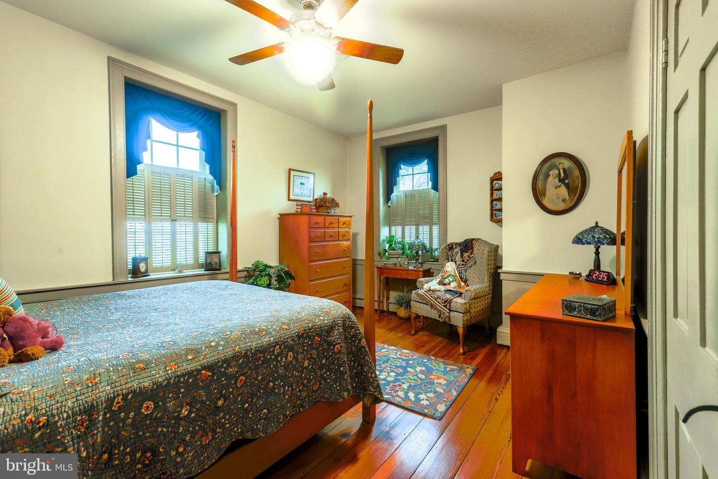 5645 Greenvillage Road photo 17