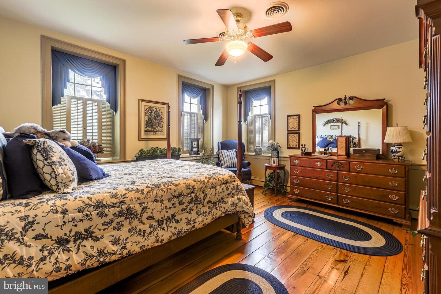5645 Greenvillage Road photo 21