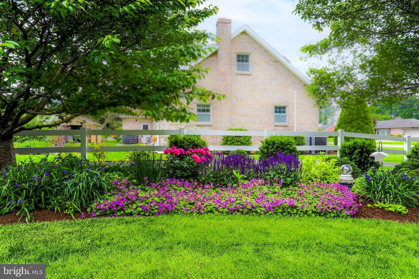 5645 Greenvillage Road photo 44