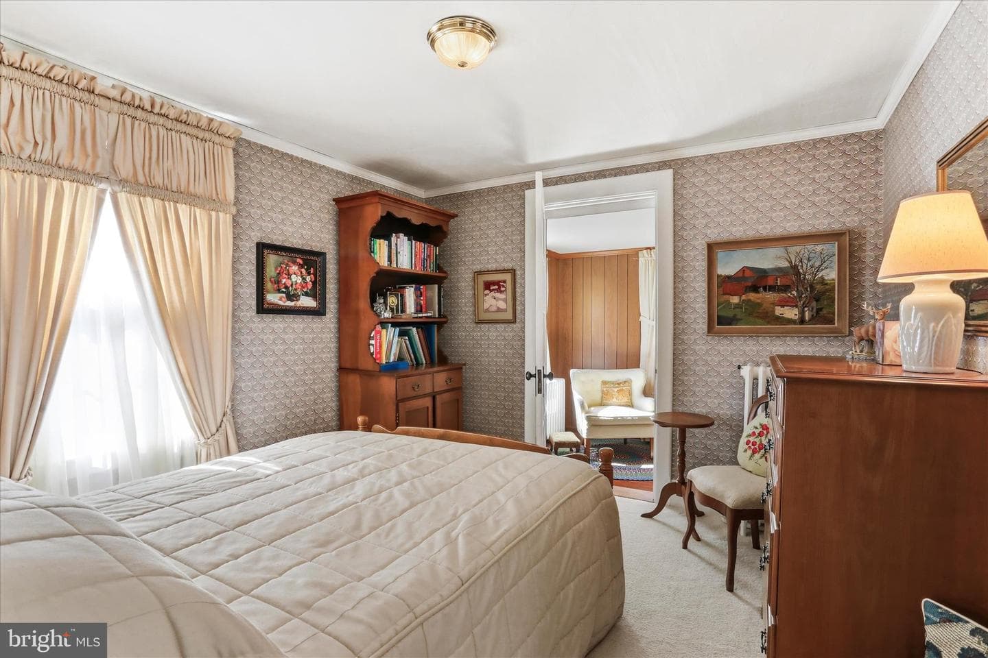 132 Faust Street photo 32