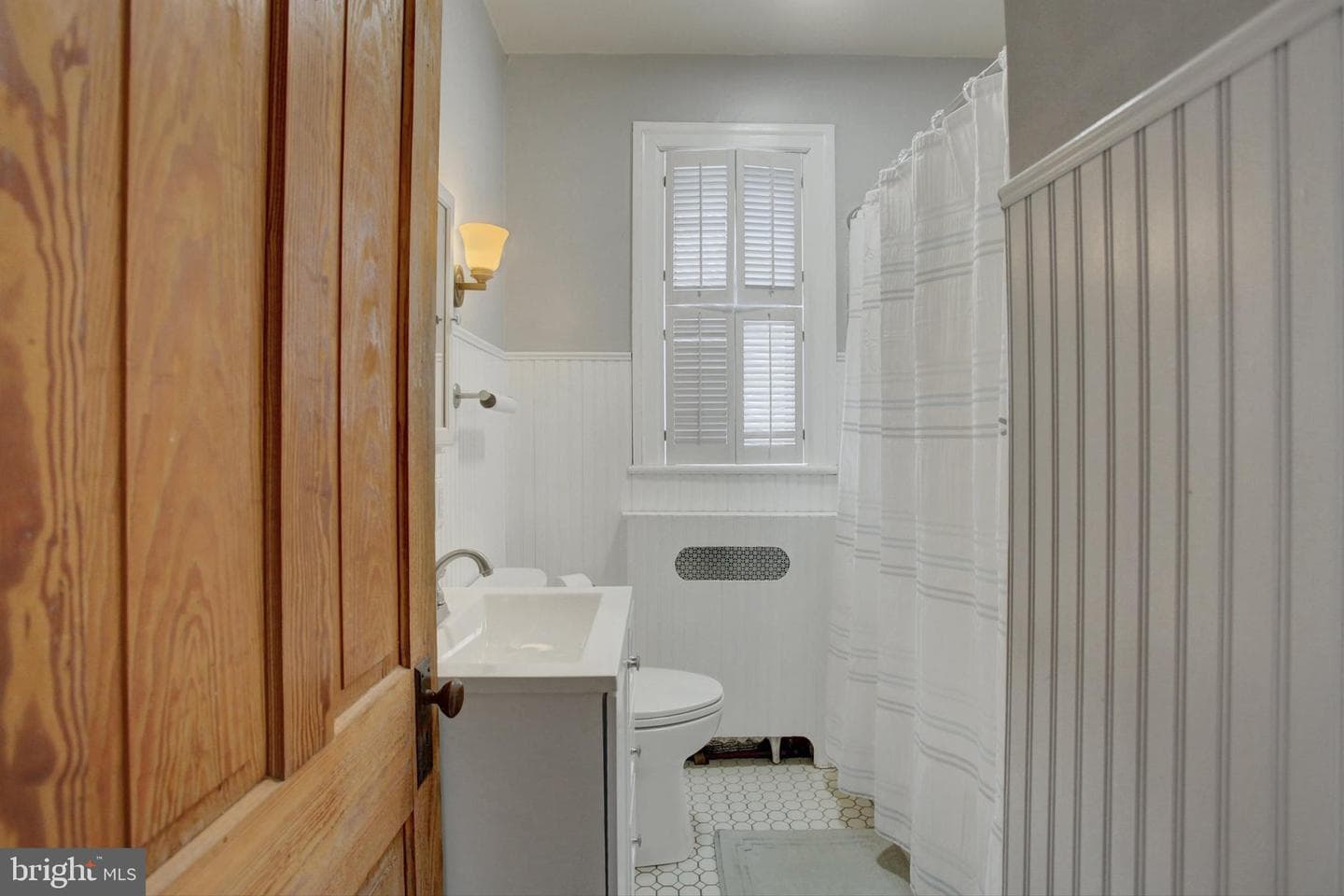 530 E Catherine Street photo 38