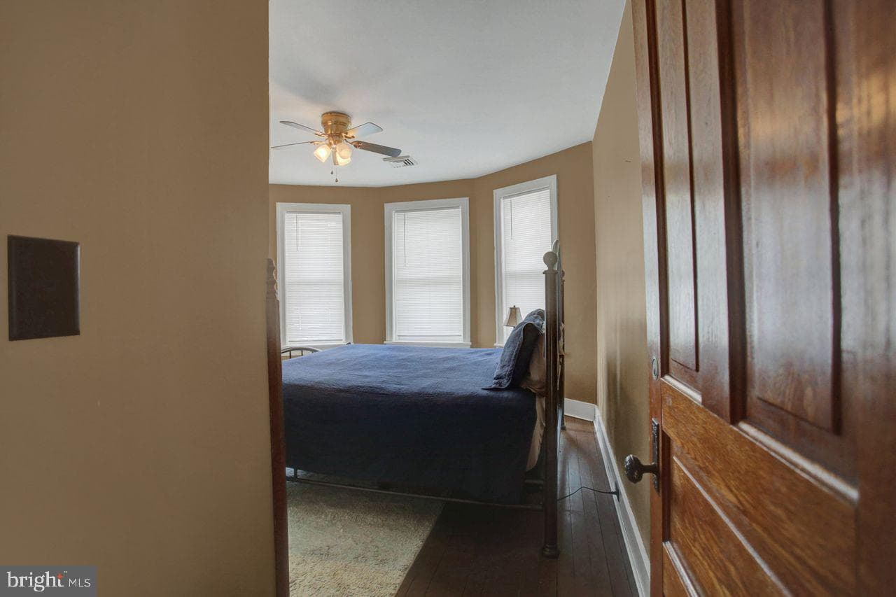 530 E Catherine Street photo 43