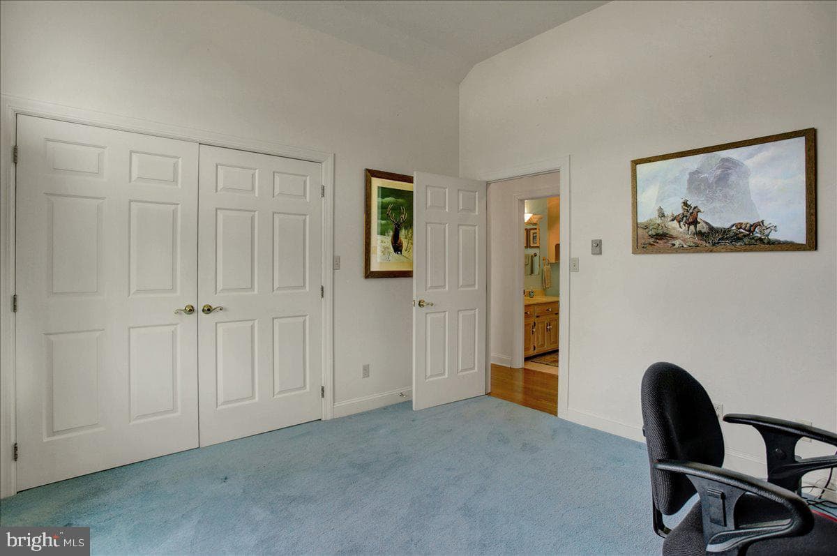 84 Monroe Drive photo 30