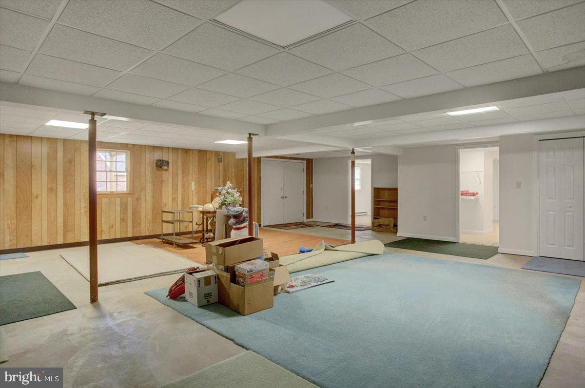 84 Monroe Drive photo 40