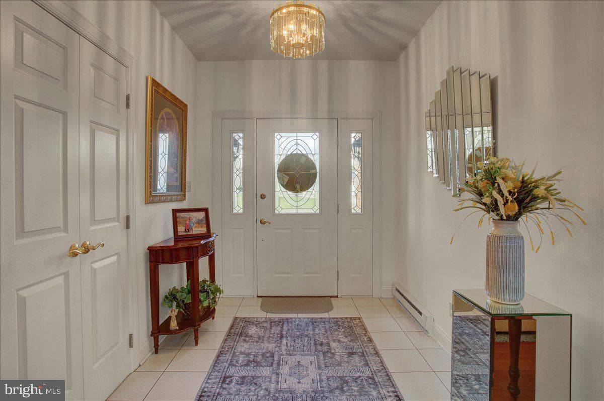 84 Monroe Drive photo 7