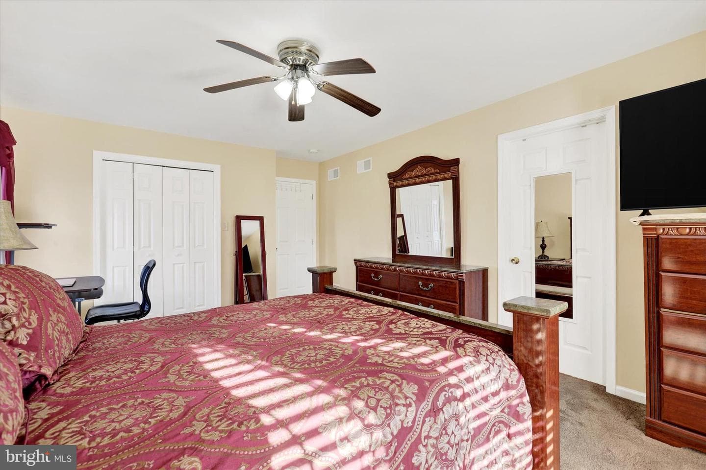 345 Roseann Drive photo 20