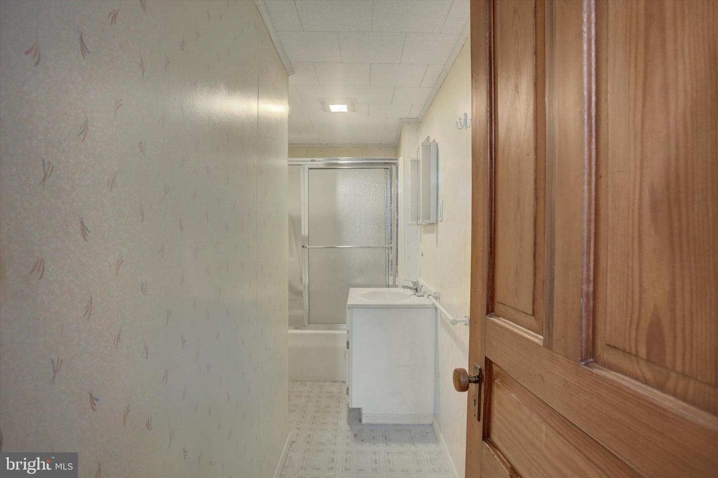 126 Faust Street photo 17