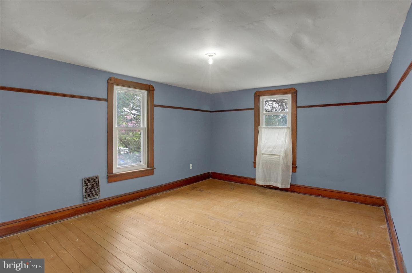 126 Faust Street photo 22