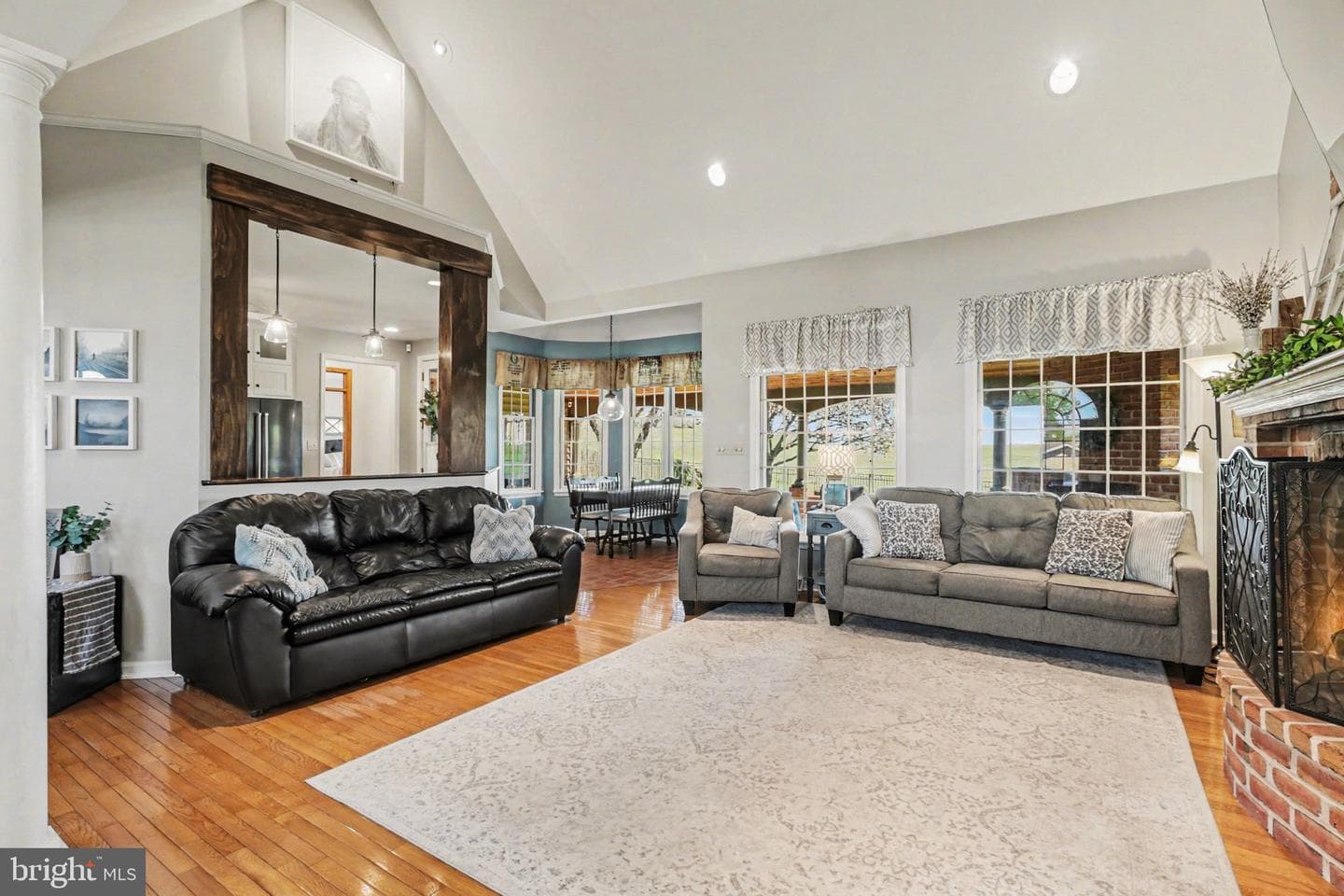 3439 Turnberry Drive photo 9