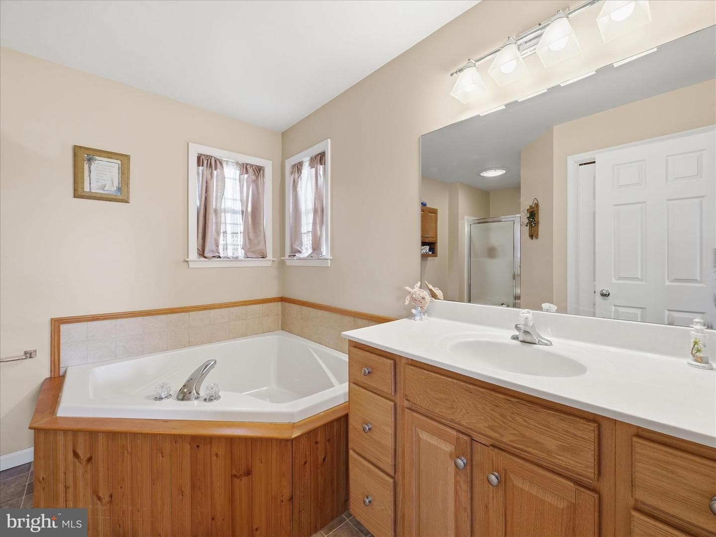 570 Starr Avenue photo 30