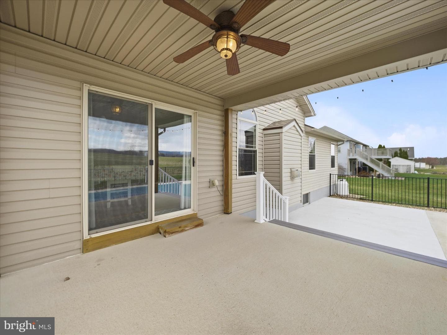 570 Starr Avenue photo 45