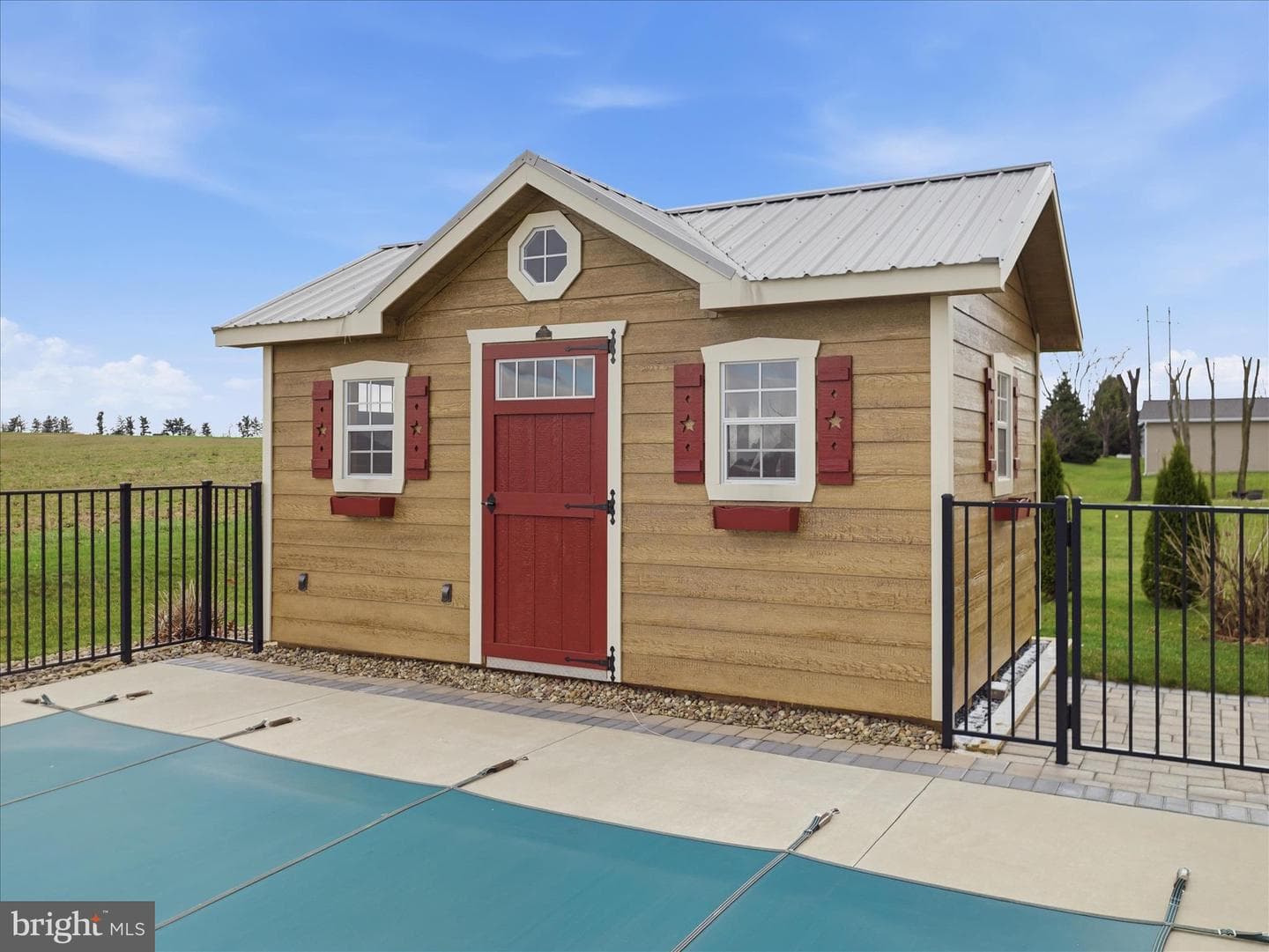 570 Starr Avenue photo 47