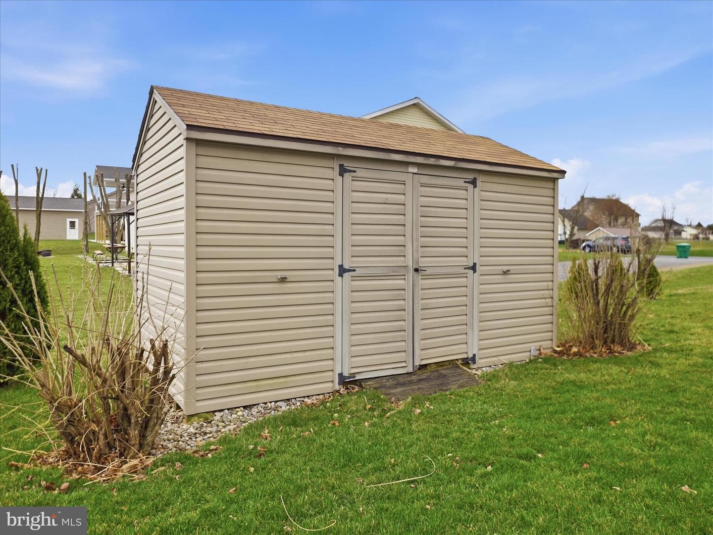 570 Starr Avenue photo 48