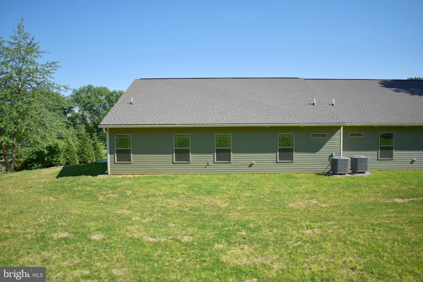 6338 Penn National Drive photo 28