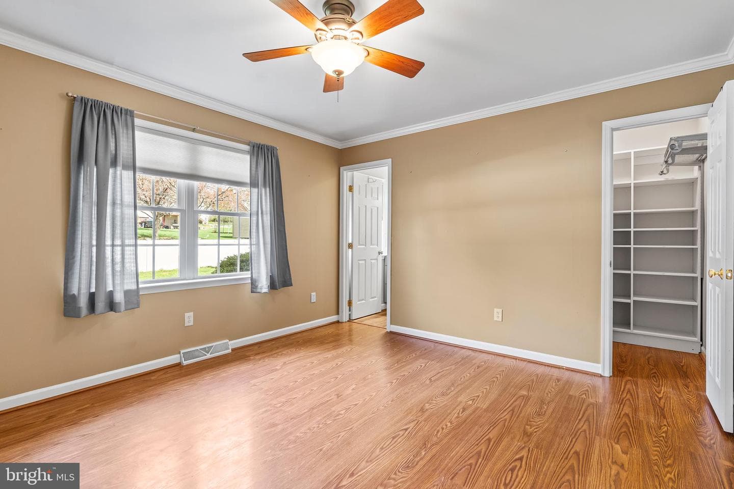 1831 Bell Avenue photo 27