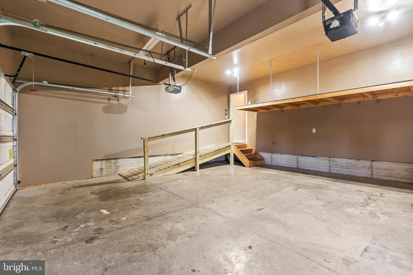 1831 Bell Avenue photo 31