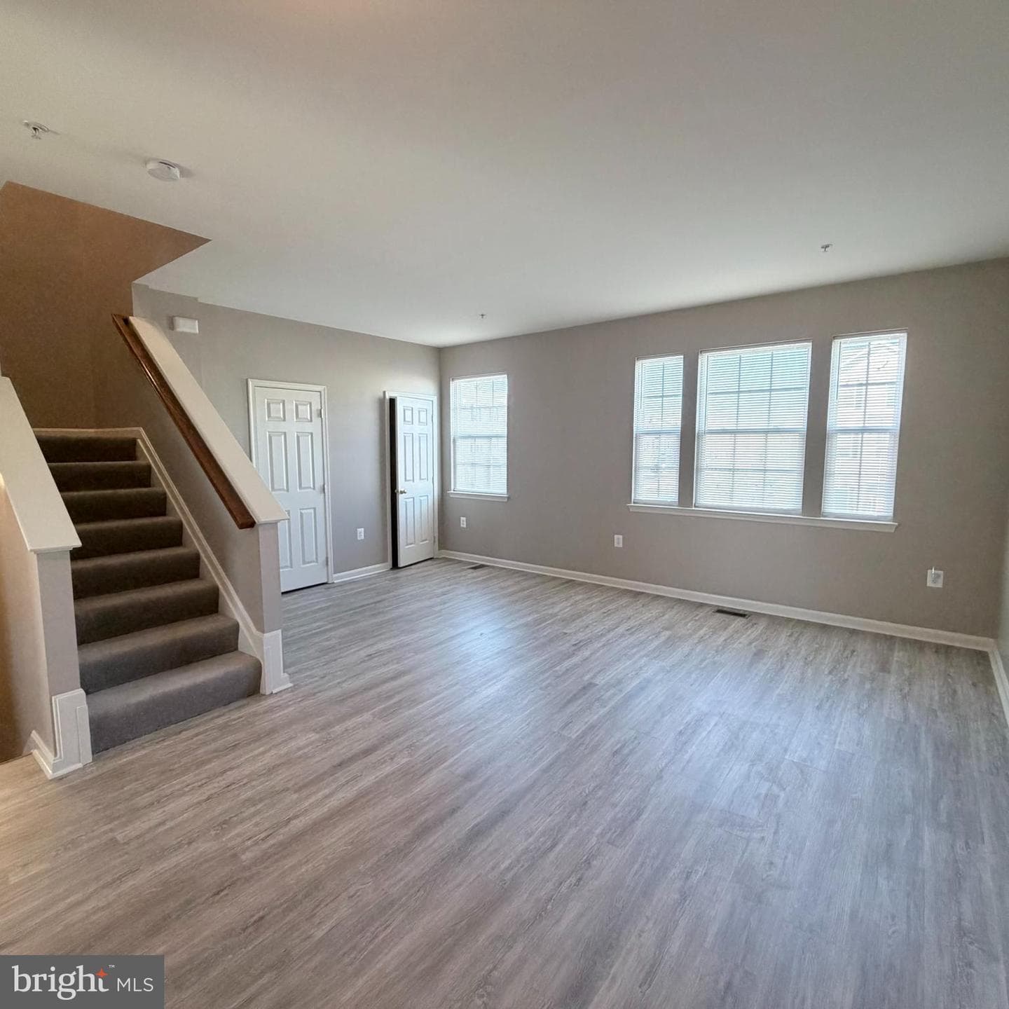 3361 Landmark Court photo 10