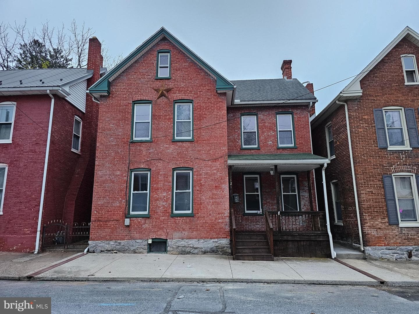 121 Harrison Avenue, Waynesboro